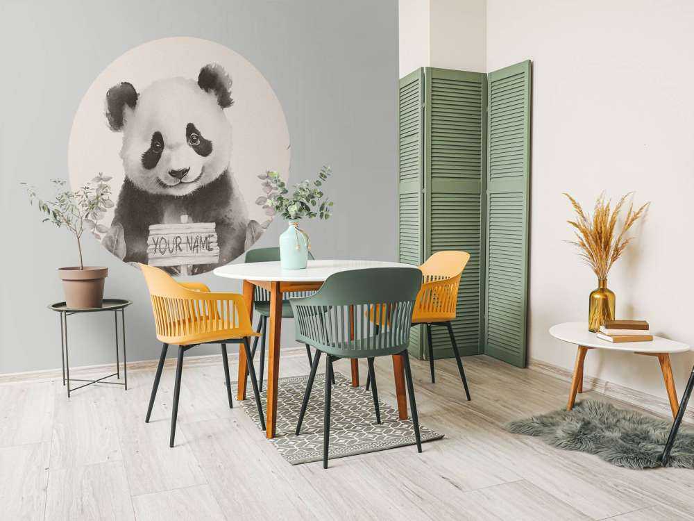 Baby-Panda im Dschungel beige