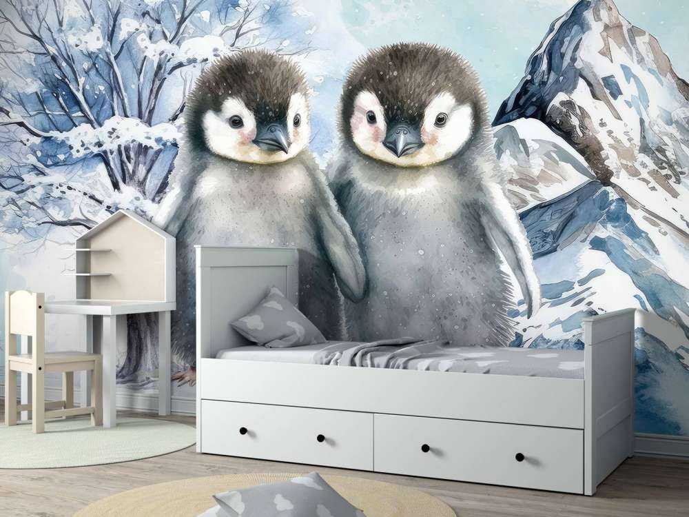 Schattige Pinguine im Winterlandschaft