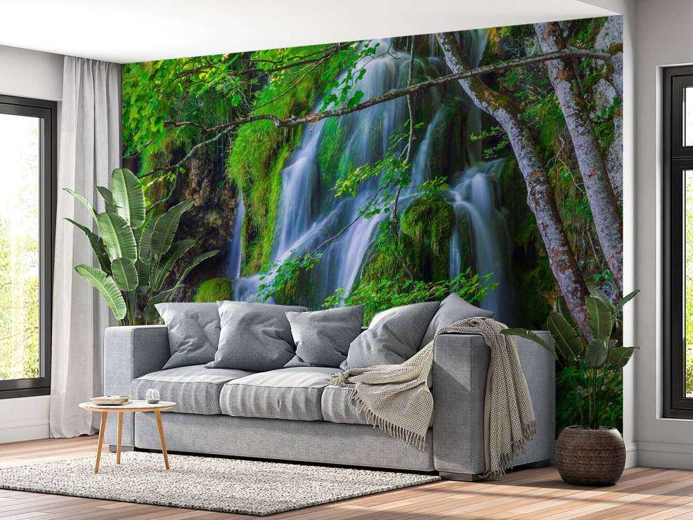 Klarer Wasserfall