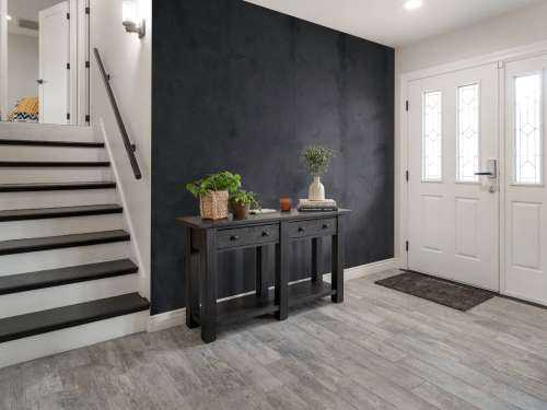 Anthrazitfarbener Beton