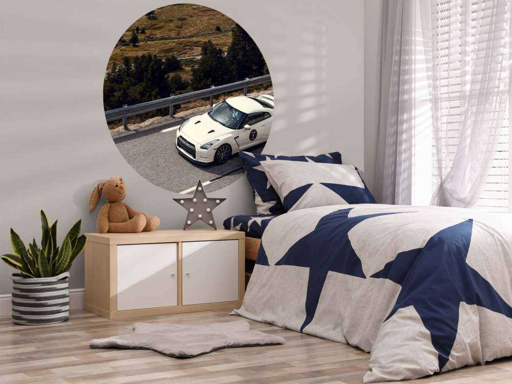 Nissan GT-R auf Bergstraße