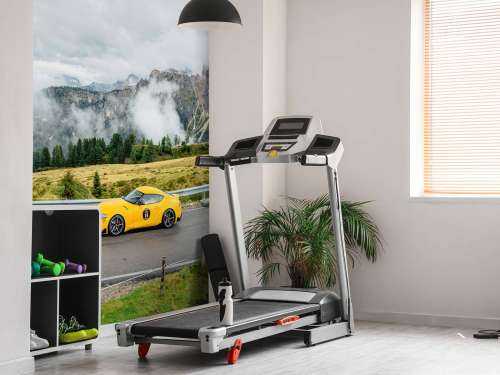 Sportwagen in den Dolomiten