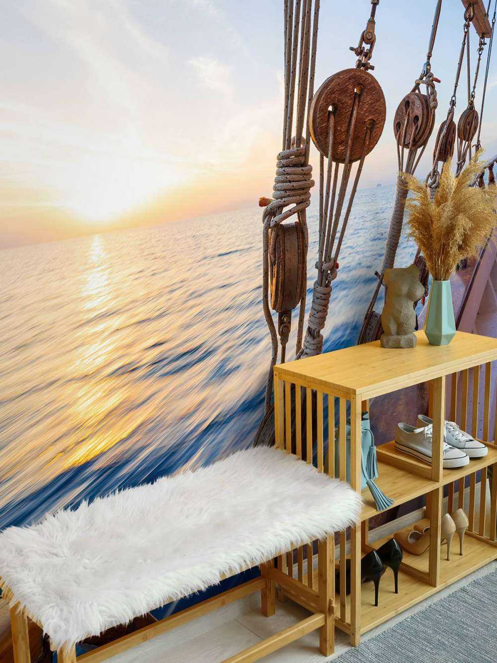 Segelboot bei Sonnenuntergang