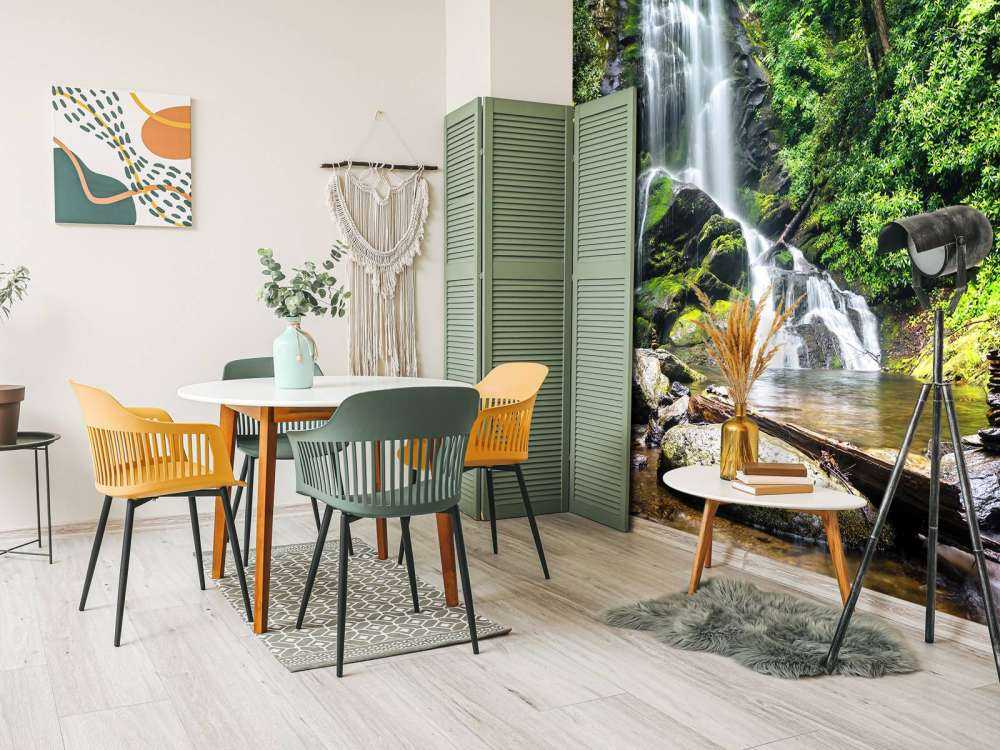 Dschungel-Wasserfall