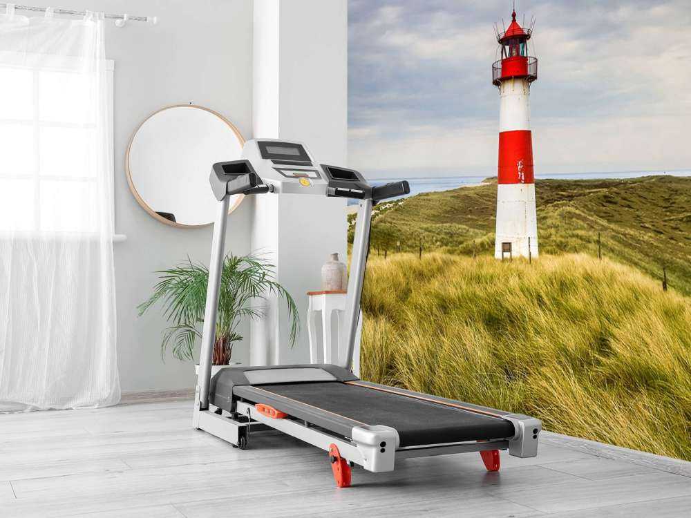 Leuchtturm in den Dünen