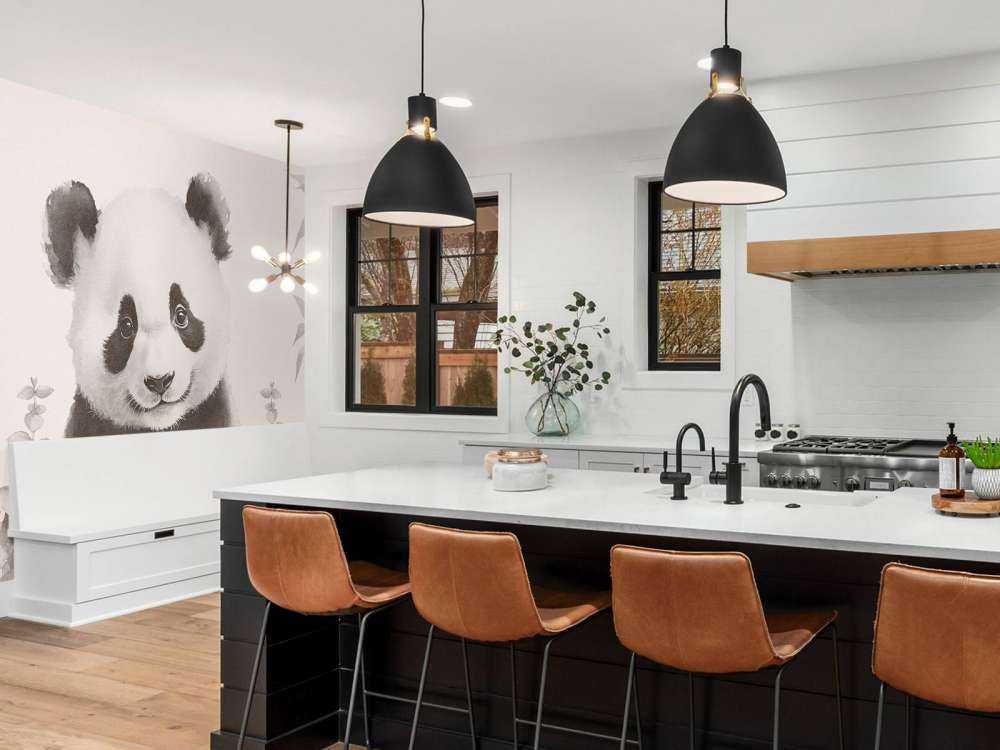 Baby-Panda im Dschungel beige