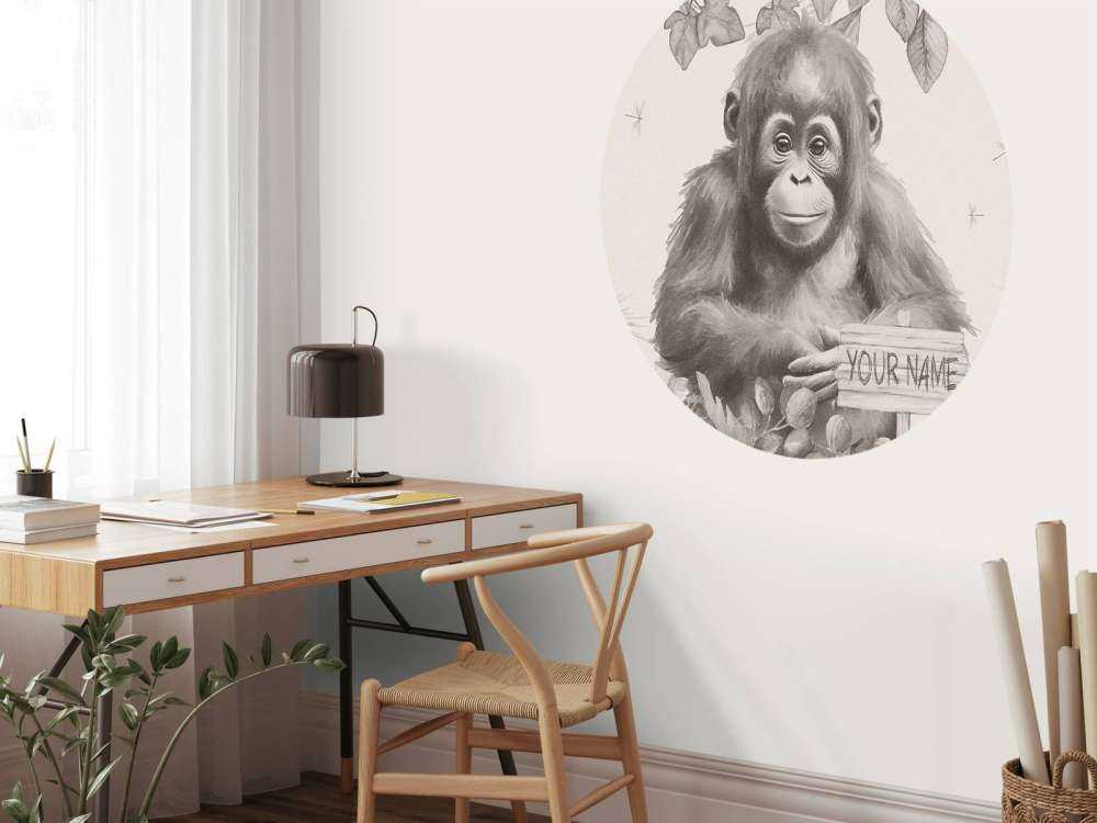 Orang-Utan-Baby im Dschungel beige