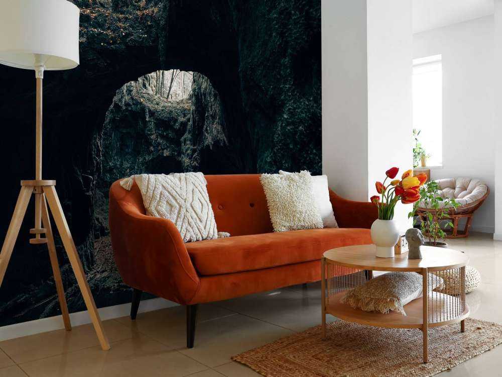 Alte Eisenminen, von der Natur zurückerobert