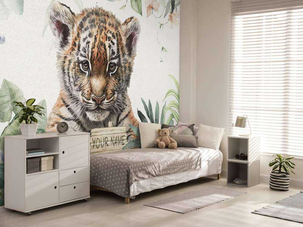 Niedlicher Tiger mit Pflanzen