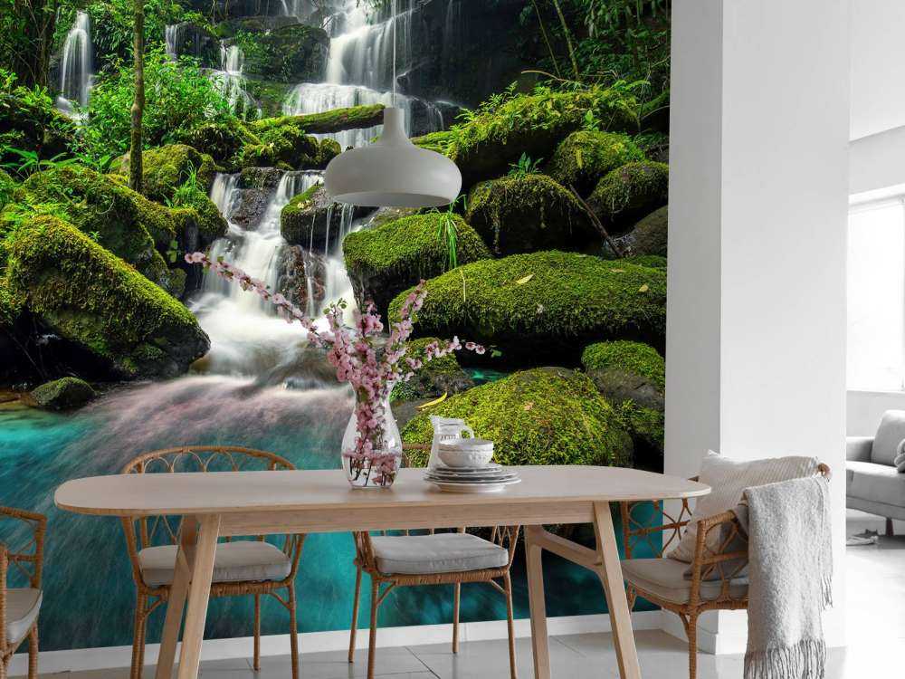 Wasserfall in einen Dschungel