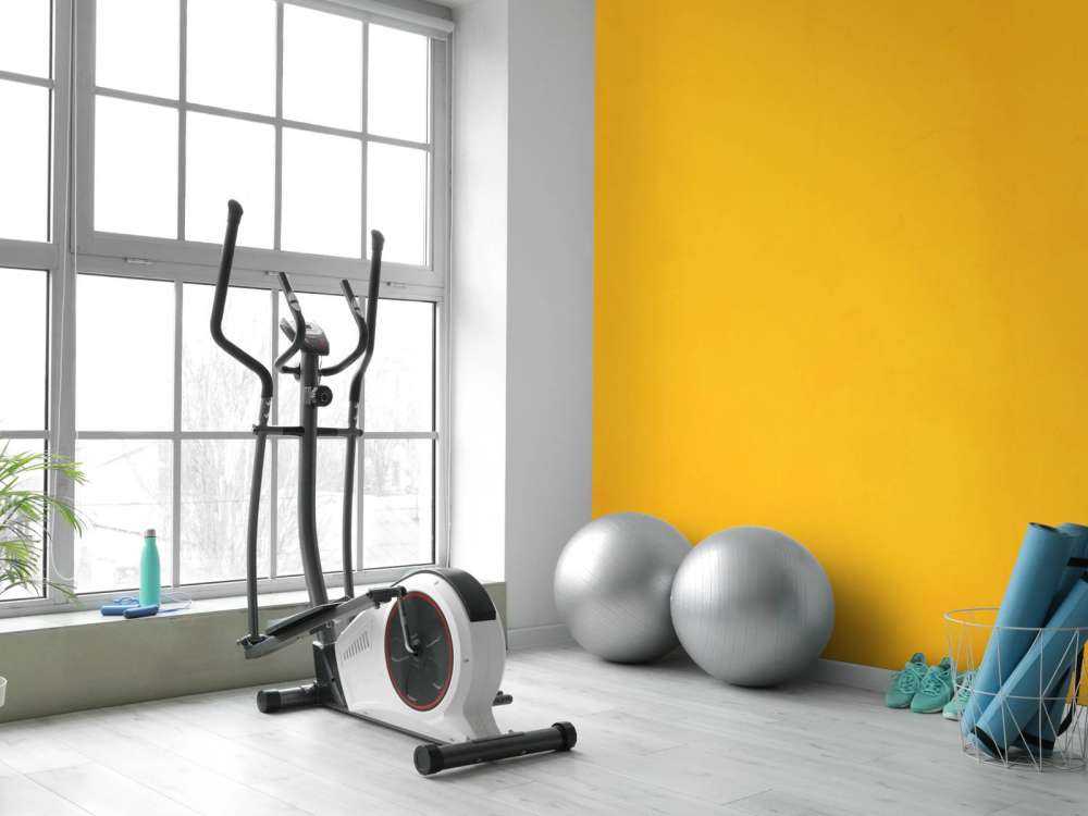 Sonniger orange gelber Beton